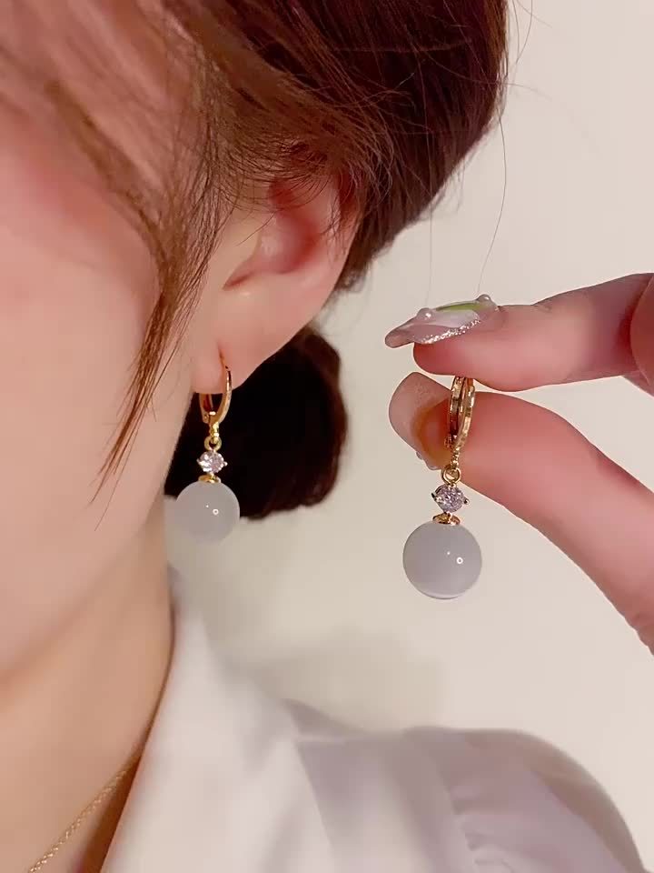 2pcs Elegant Cat's Eye Stone Earrings, Crafted from 316 Stainless Steel for Skin-friendly, Hypoallergenic Wear. Plated with 18k Golden, Perfect for Summer Wear, Valentine's Day Gifts, Parties, Beach Vacations, and as an Ideal Holiday Present - Image 6