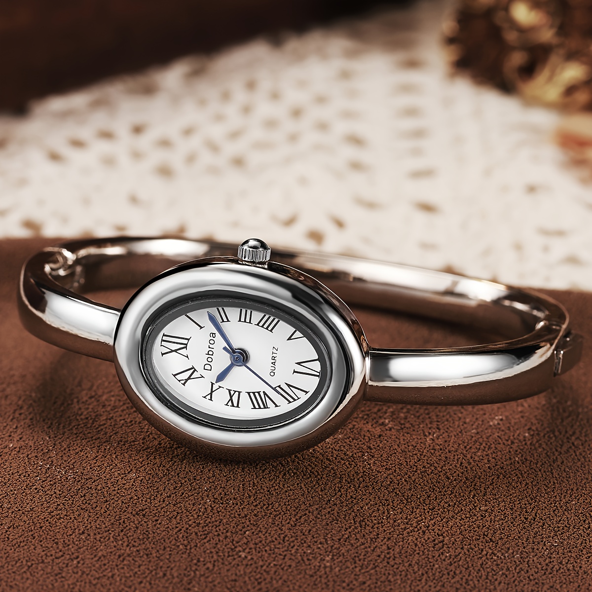 New Women'S Watch in Rose Golden, Featuring a Trendy, Luxurious Feel with a Classic, Unique Oval Bracelet Design - Image 10