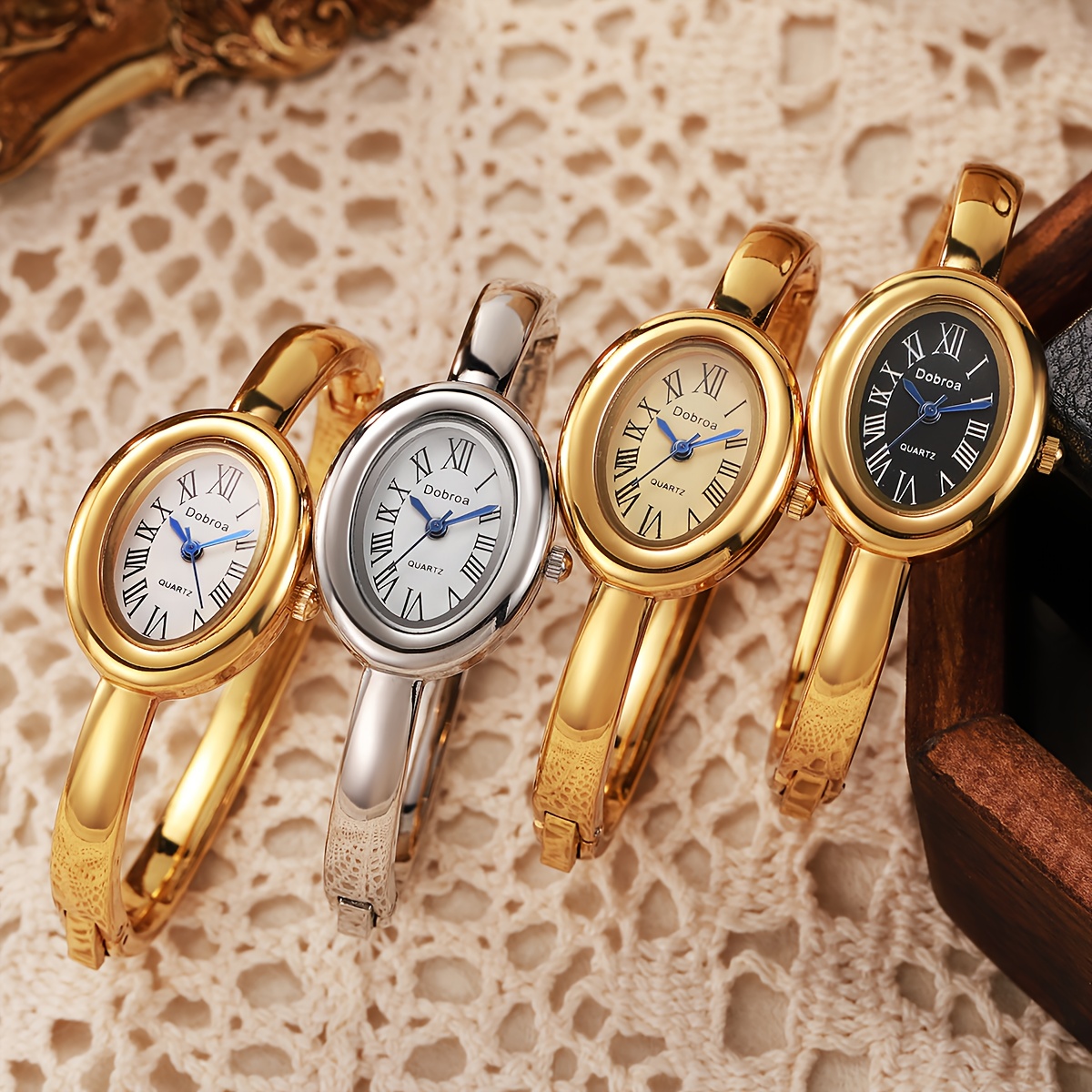 New Women'S Watch in Rose Golden, Featuring a Trendy, Luxurious Feel with a Classic, Unique Oval Bracelet Design - Image 4