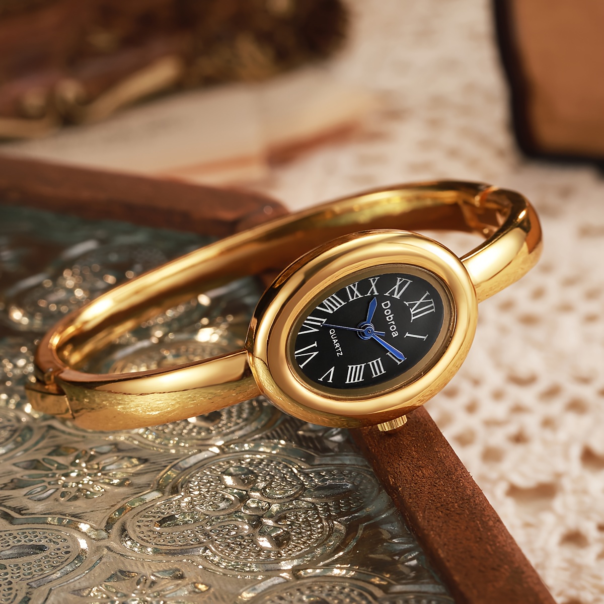 New Women'S Watch in Rose Golden, Featuring a Trendy, Luxurious Feel with a Classic, Unique Oval Bracelet Design - Image 12