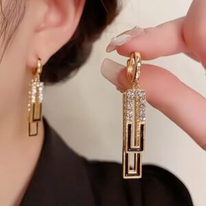 1 Pair of Fashionable and Elegant Black Geometric Square Pendant Earrings for, Suitable for Wearing at Weddings, Parties, Dates, Christmas Gifts, for Teenager