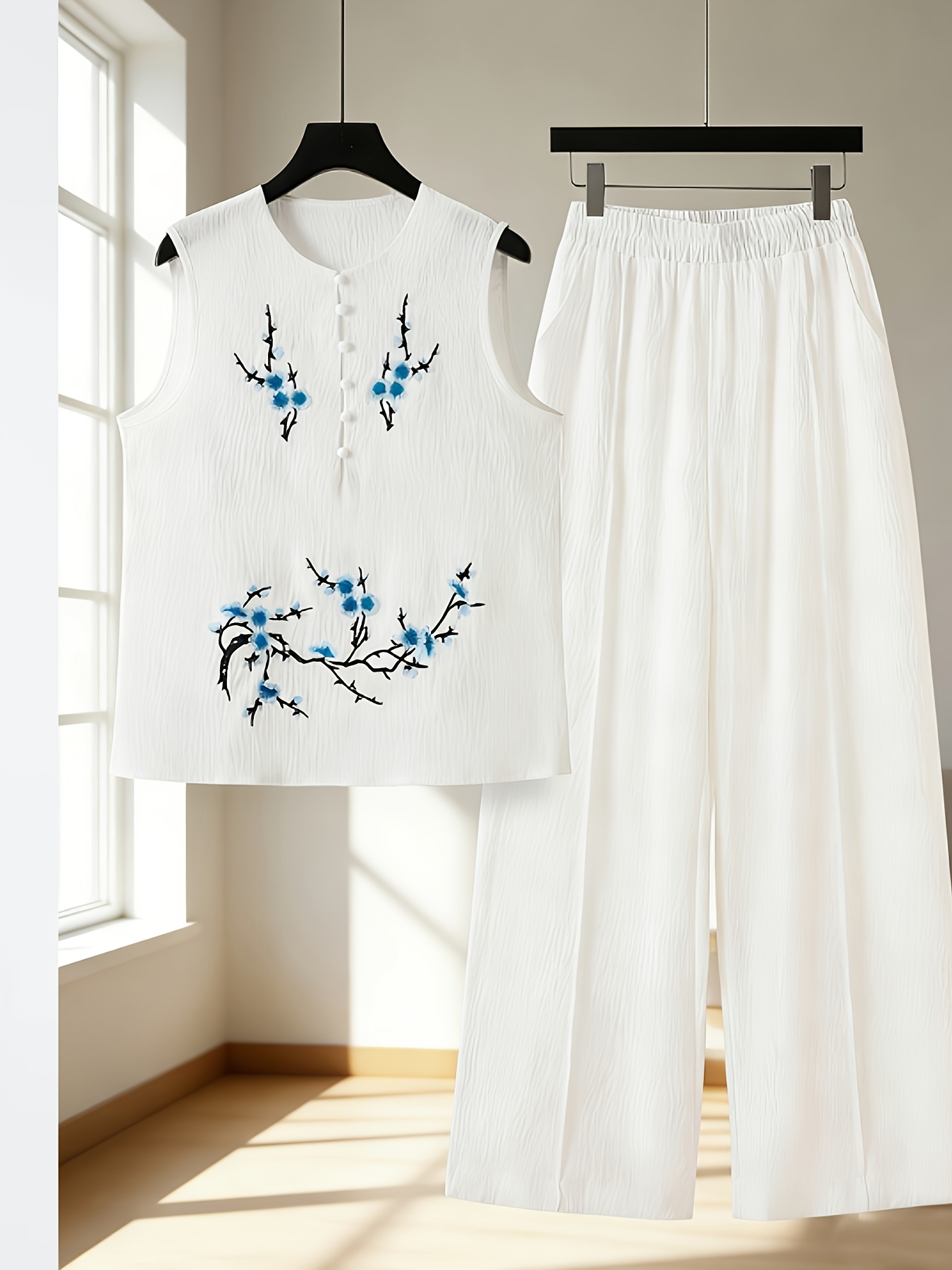 Chinese-Style Embroidered Women'S Outfit, Breathable, Featuring an Embroidered Tank Top And Long Pants Set, a Two-Piece Casual And Elegant Ensemble - Image 3