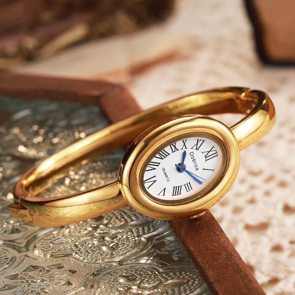 New Women'S Watch in Rose Golden, Featuring a Trendy, Luxurious Feel with a Classic, Unique Oval Bracelet Design - Image 6