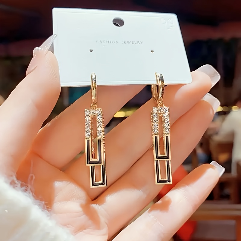 1 Pair of Fashionable and Elegant Black Geometric Square Pendant Earrings for, Suitable for Wearing at Weddings, Parties, Dates, Christmas Gifts, for Teenager - Image 3