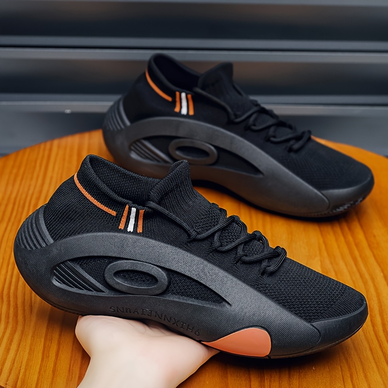 Men's Versatile Sneakers, Lightweight and Comfortable Men's Shoes, Low-Top Lace-Up Design, All-Season Sneakers, Suitable for Running, Workouts, and Daily Casual Wear LD920 - Image 3