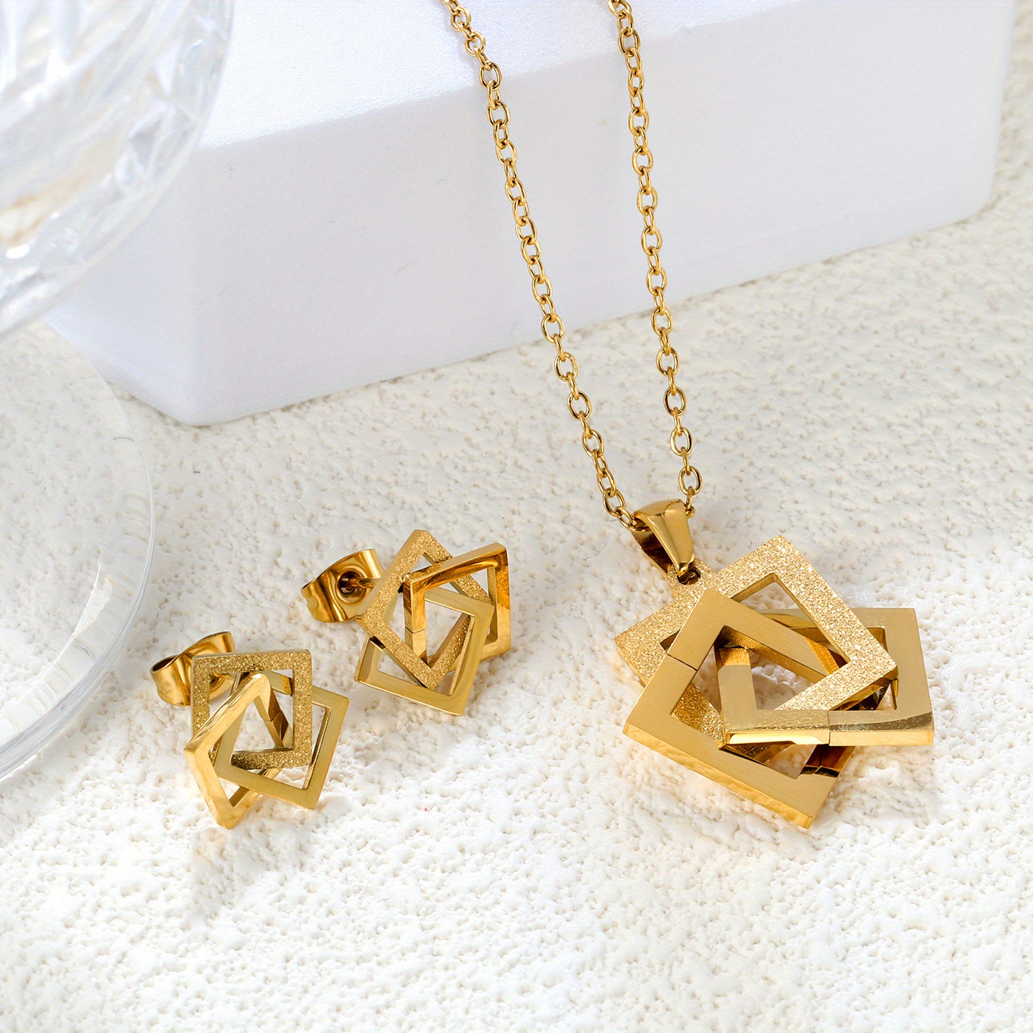 3pcs 18K Gold Plated 18K Gold Plated-Plated 316L 316L 316L 316L Stainless Steel Geometric Square Overlapping Necklace + Earrings Jewelry Set for Women, Light Luxury And Elegant, Suitable for Dating, Banquets, And Daily Wear - Image 6