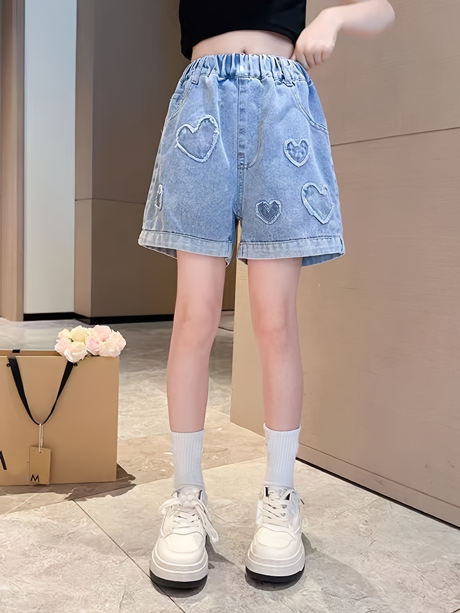 Girls Love Heart-Patterned Denim Shorts in Summer, Rolled-Up Denim Shorts, Denim Hot Pants, Casual Everyday Shorts, Cute Shorts for Girls, Festive Shorts, Must-Have Shorts for Back-To-School Season, Comfortable Elastic Waistband - Image 3