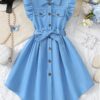 Summer Ice Fiber Fabric Faux Denim Small Flying Sleeve Lapel Shirt Dress + Belt, Shirt Button Placket Design, Irregular And Elegant Skirt, Very Suitable for Summer Outdoor Play, Camping Picnic, Daily Leisure Or Other Occasions
