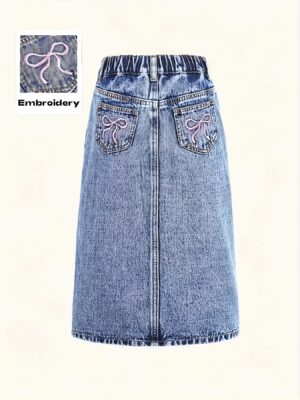 product-fancy-market-e801689354c8da37002457b22074ba3f_P3FJRLu8bVUOw Medium-large Size Girls' A-line Denim Skirt with Back Pocket Bow Embroidery, Elastic Waistband, All-season Wear, Versatile Vintage Denim Skirt for Street Fashion, Loose Fit, Holiday Beach Skirt, Suitable for Festivals and Outdoor Activities